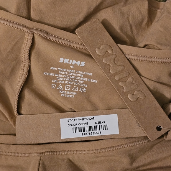 SKIMS Kim Kardashian Fits Everybody Cheeky Ochre Womens Size 4X - Picture 3 of 3